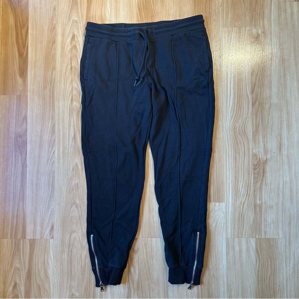 DKNY Woman’s Black Joggers with Zippered Cuffs